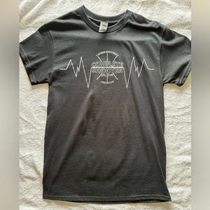Men’s black t-shirt, size Small, basketball camp.